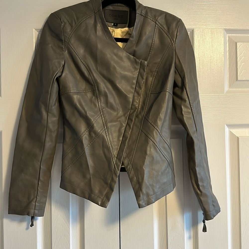 Comme USA Women’s Gray/Olive Faux Leather Moto Jacket Size S – Asymmetrical Zip
